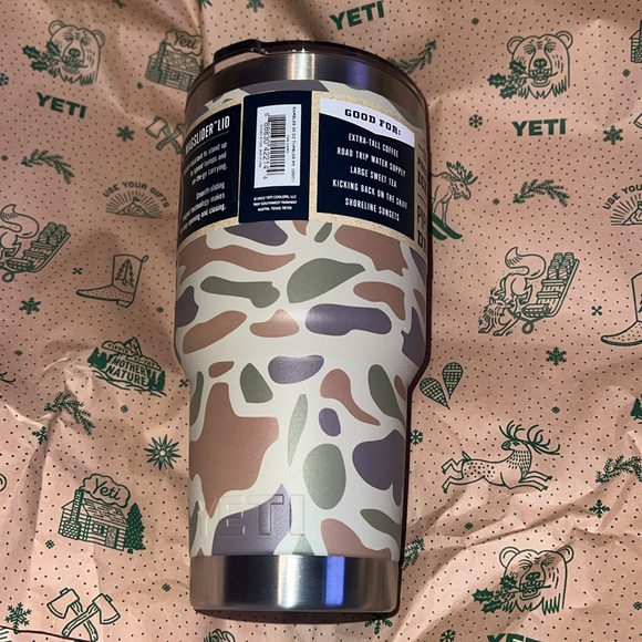 NWT Yeti 30OZ Tumbler Camo - Picture 5 of 6